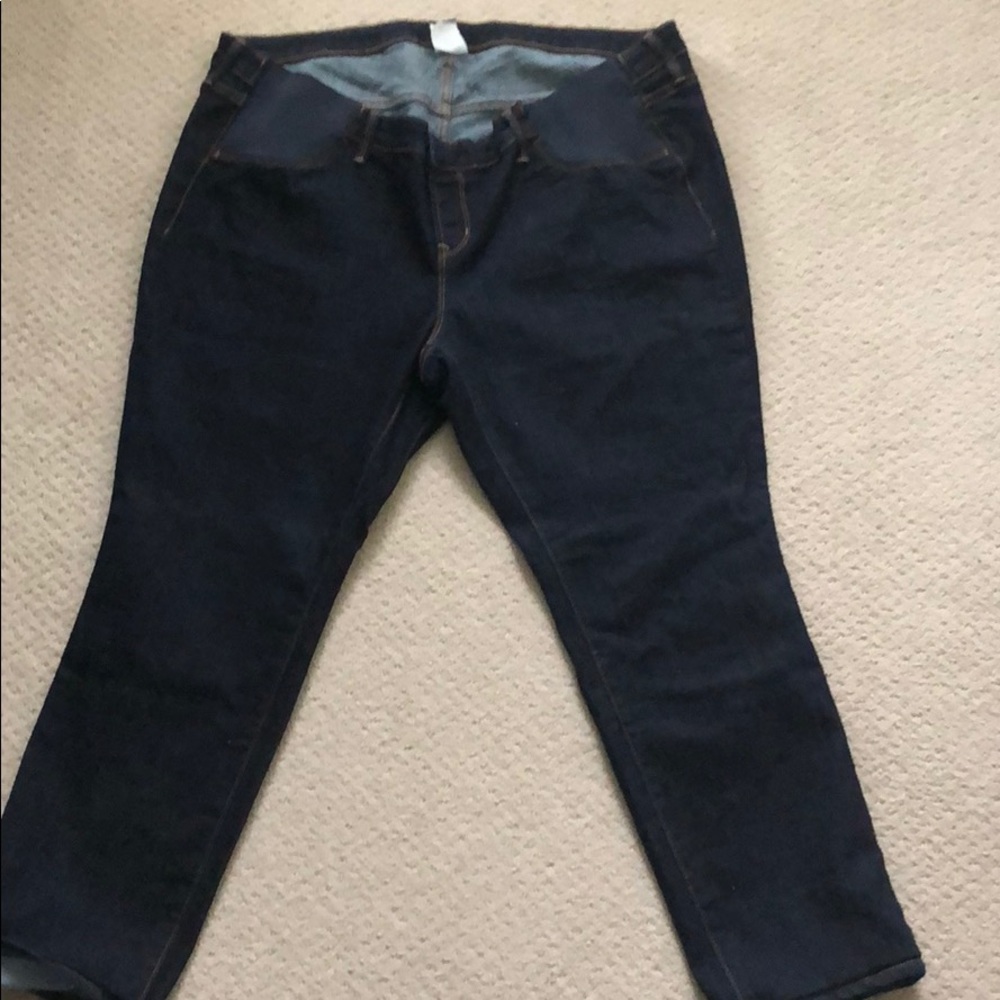 Maternity jeans - new!